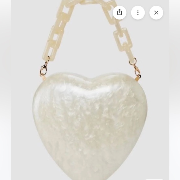 a new day Handbags - Pearlescent Heart-Shaped Purse - Cream